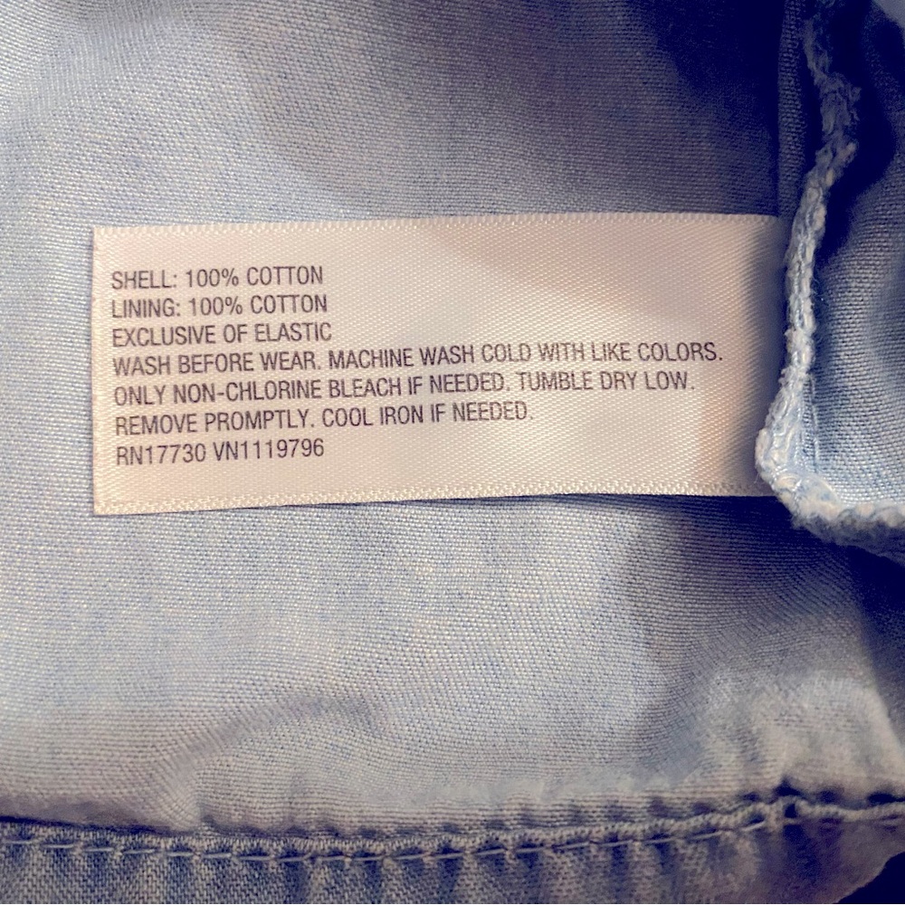 Light Blue Jumper Elastic Smocking Back Girls
Size 4 - Picture 5 of 5